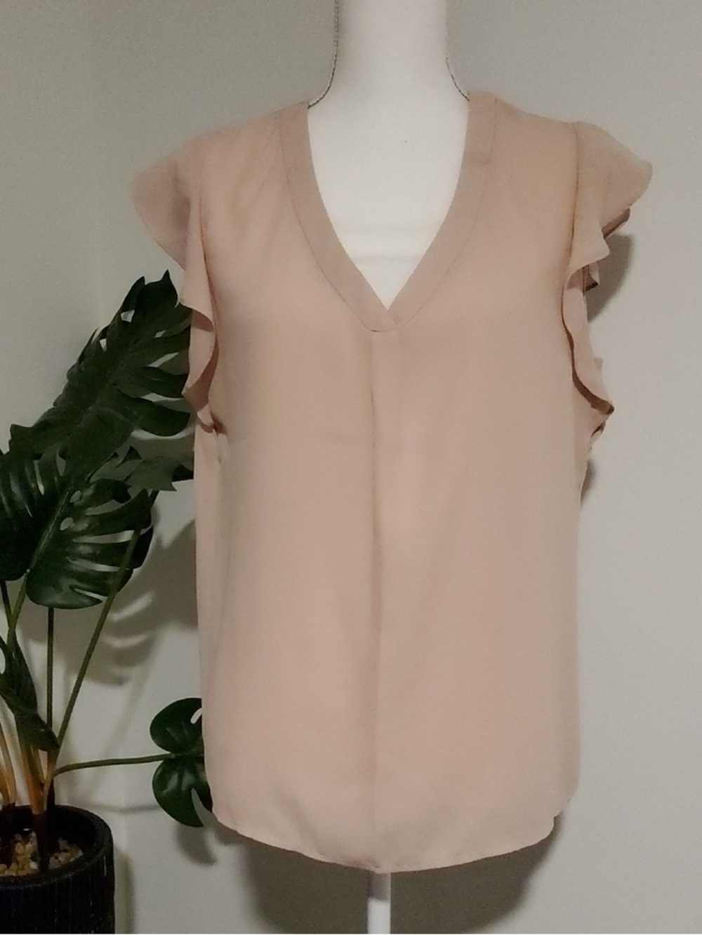 Philosophy Blush Pink V-Neck Ruffle Cap Sleeve Camisole